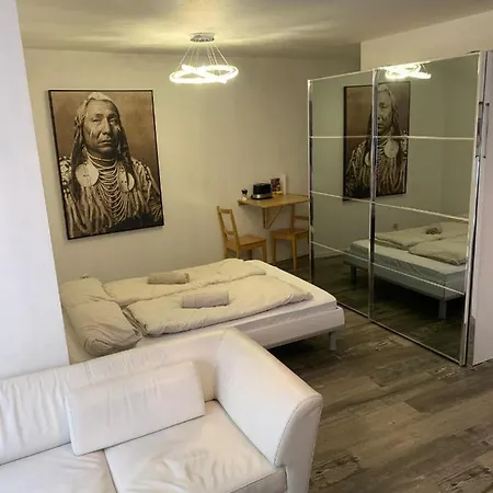 Feine Kleine In Apartment Cologne